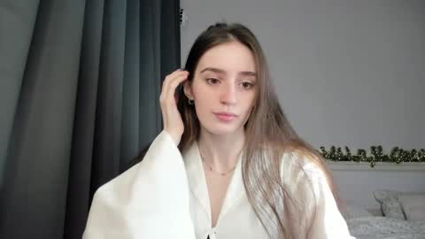 Lisa online show from January 4, 8:48 pm