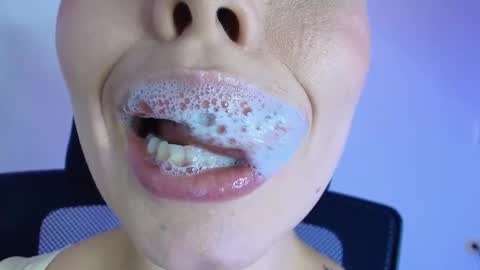 Lisbet online show from February 19, 9:25 pm