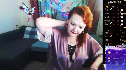 Snapshot of lisetmonro_ chatting on March 12, 5:49 pm Hellomy name is Liset online show from March 12, 5:49 pm