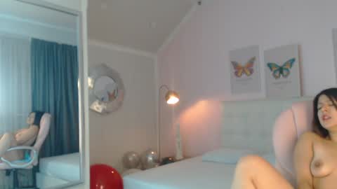 Snapshot of liss_black chatting on January 20, 12:39 pm Andrea online show from January 20, 12:39 pm
