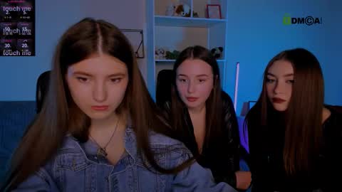 lissa_night online show from October 10, 1:39 pm