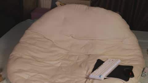 Lissa Ross online show from October 19, 9:08 pm