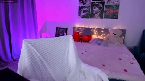 lissameoww online show from March 2, 12:48 am