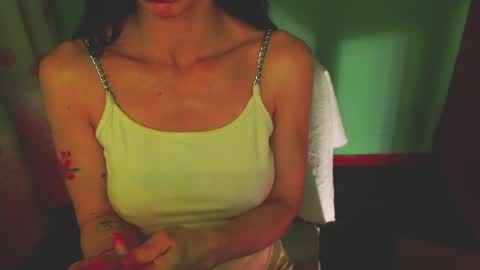 Snapshot of lisstaylor chatting on February 17, 1:44 pm Liss online show from February 17, 1:44 pm