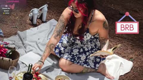 Lissy online show from October 9, 8:03 pm