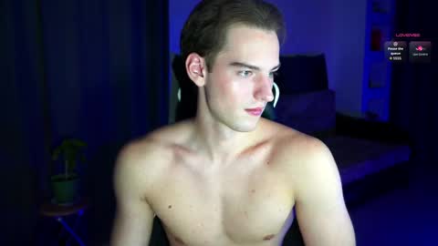 Snapshot of litmate chatting on October 20, 11:54 pm ask me online show from October 20, 11:54 pm