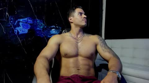 Snapshot of litoxxx_cass chatting on September 25, 2:07 am litoxxx_cass online show from September 25, 2:07 am