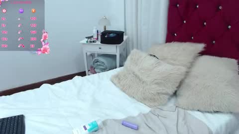 Snapshot of little__amy_ chatting on September 13, 10:45 pm  AMY  online show from September 13, 10:45 pm