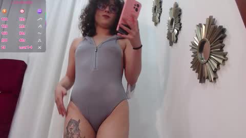 Snapshot of little__amy_ chatting on October 14, 9:29 pm  AMY  online show from October 14, 9:29 pm