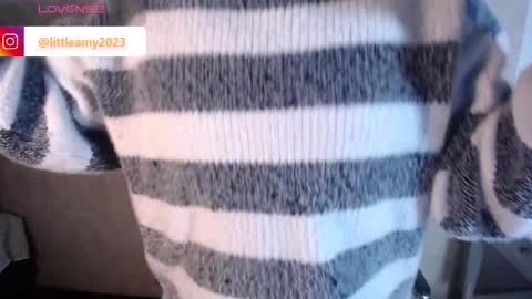 Snapshot of little__amy_ chatting on March 12, 2:20 am  AMY  online show from March 12, 2:20 am