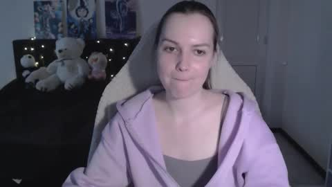 little__flowers online show from February 21, 11:35 am