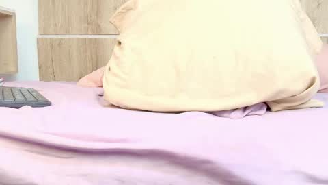 Maddy online show from June 24, 3:41 pm