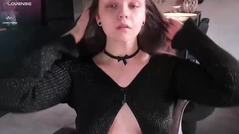Snapshot of little_bambii_ chatting on February 18, 12:06 pm Eva online show from February 18, 12:06 pm