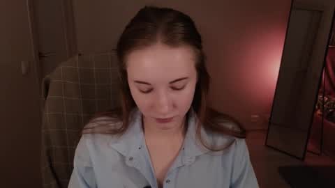 Snapshot of little_pretty_woman chatting on October 16, 7:35 pm little_pretty_woman online show from October 16, 7:35 pm