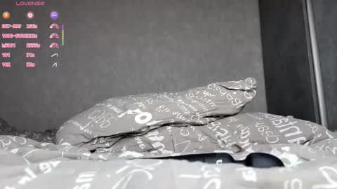 Sara online show from March 1, 7:51 pm