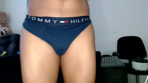Snapshot of littledicklatin chatting on February 6, 10:21 pm Manu online show from February 6, 10:21 pm