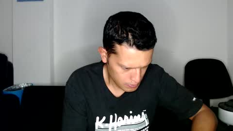 Snapshot of littledicklatin chatting on February 24, 3:33 am Manu online show from February 24, 3:33 am