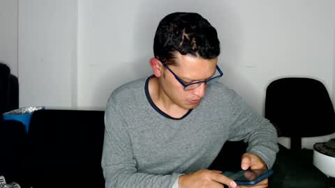 Snapshot of littledicklatin chatting on February 19, 3:39 am Manu online show from February 19, 3:39 am