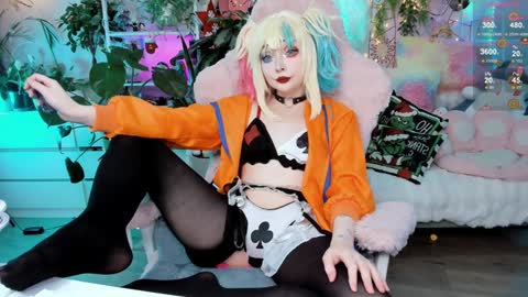 Snapshot of littleflufflepuff chatting on January 12, 4:08 pm Riza Riri Puff  online show from January 12, 4:08 pm