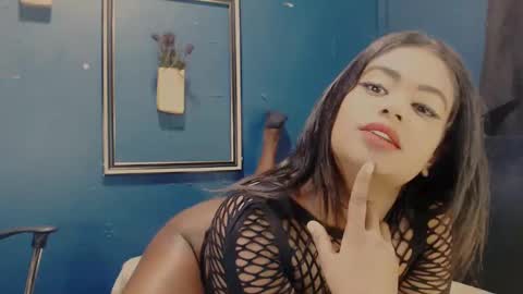 Snapshot of littleindianmilf chatting on September 30, 10:37 am littleindianmilf online show from September 30, 10:37 am