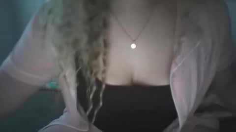 babygirll online show from February 9, 10:01 pm