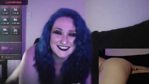 littlemonsterkitten online show from January 10, 5:35 am