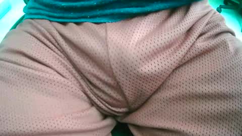 smallone online show from April 3, 2:57 pm