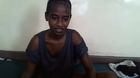 littlesandie online show from March 8, 8:55 am