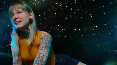 Niki  free tg channel with some photos gifs and info about streams  online show from January 11, 3:07 pm