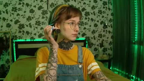 Snapshot of littlespacemouse chatting on October 13, 3:14 pm Niki free tg channel with some photos gifs and info about streams online show from October 13, 3:14 pm