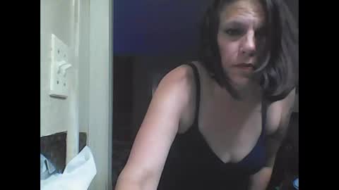 Hlove online show from April 13, 9:35 am