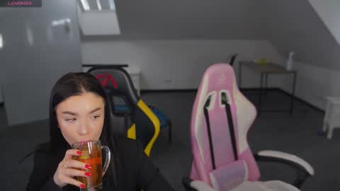 Sheryl online show from February 16, 12:47 pm