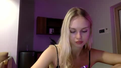Liya online show from October 22, 11:23 am