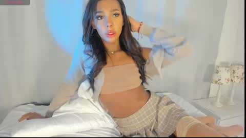 Snapshot of liz_grant chatting on September 29, 9:47 pm Liz Grant online show from September 29, 9:47 pm