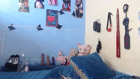 lizeth_avila online show from May 2, 11:54 pm