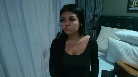 Snapshot of lizz_tender chatting on September 29, 11:53 am Lizz online show from September 29, 11:53 am