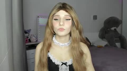 lizza_a online show from April 2, 6:04 pm
