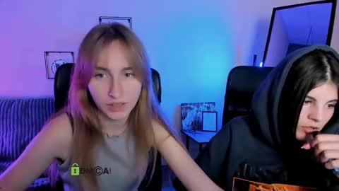 Snapshot of lizzie_boom chatting on October 3, 12:57 pm lizzie_boom online show from October 3, 12:57 pm