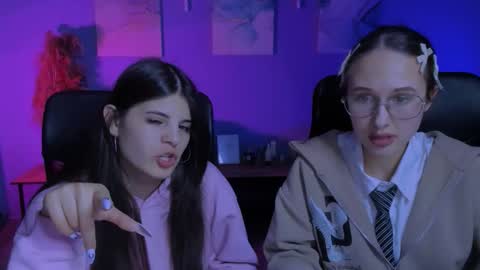 lizzie_boom online show from March 27, 8:21 pm