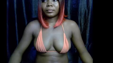 Snapshot of lizzy_petite chatting on September 22, 11:47 am lizzy online show from September 22, 11:47 am