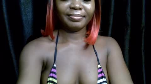 Snapshot of lizzy_petite chatting on September 10, 6:42 pm lizzy online show from September 10, 6:42 pm