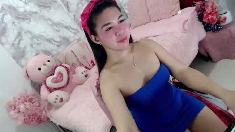 Thea online show from March 5, 9:24 pm