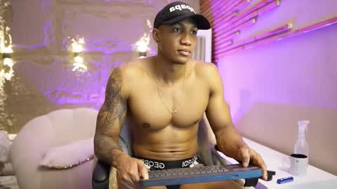 logan_varela online show from March 4, 2:36 pm