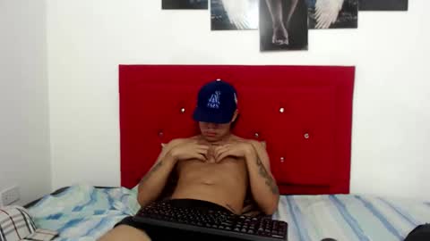 logannthh online show from April 12, 9:02 am