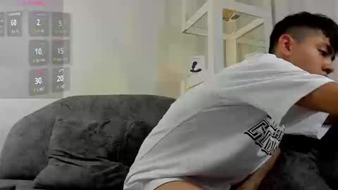 Snapshot of logantwink18 chatting on September 16, 2:42 pm logantwink18 online show from September 16, 2:42 pm