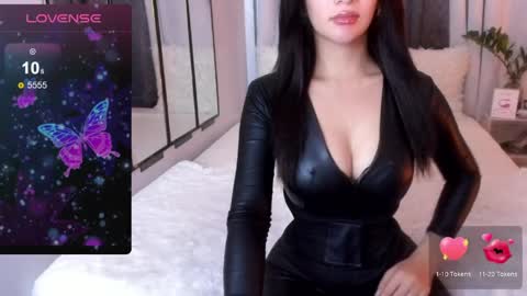 Mistress L online show from April 2, 1:51 pm