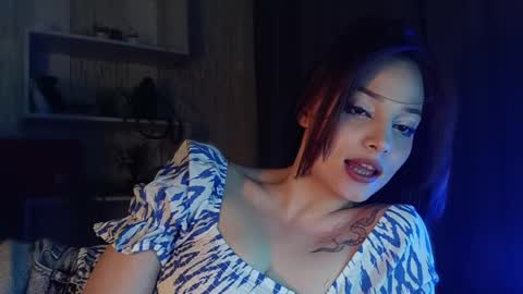 lola online show from April 9, 2:01 pm