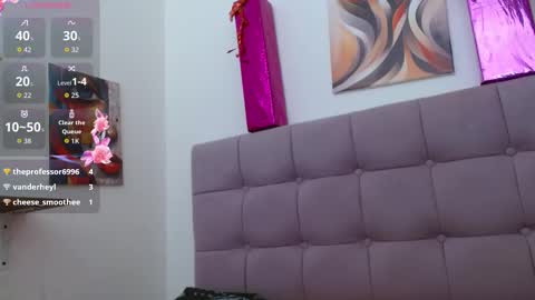 Snapshot of lola_wish chatting on October 18, 5:44 am lola_wish online show from October 18, 5:44 am