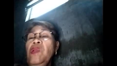 tey online show from November 20, 8:35 am