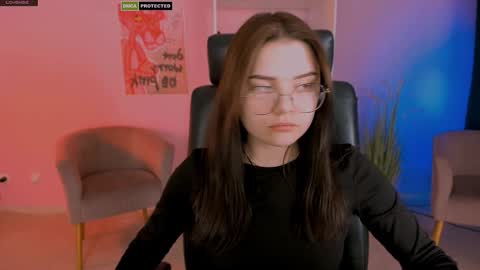 Lola pvt is OPEN online show from February 7, 9:37 am